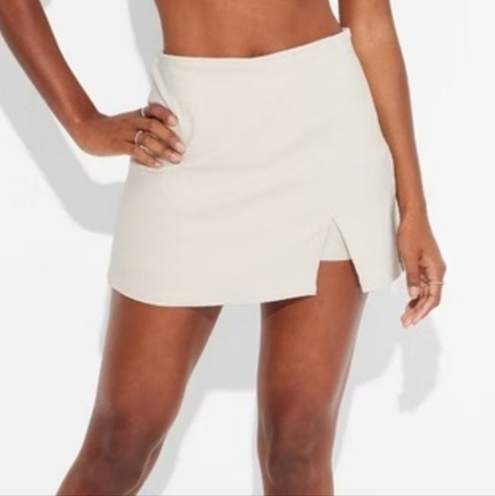 🖤WILD FABLE Off-White Cream Skort - Size XS